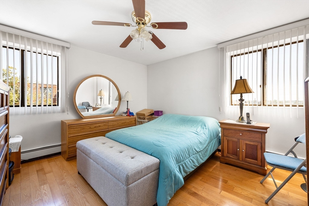 200 Governors Dr 39