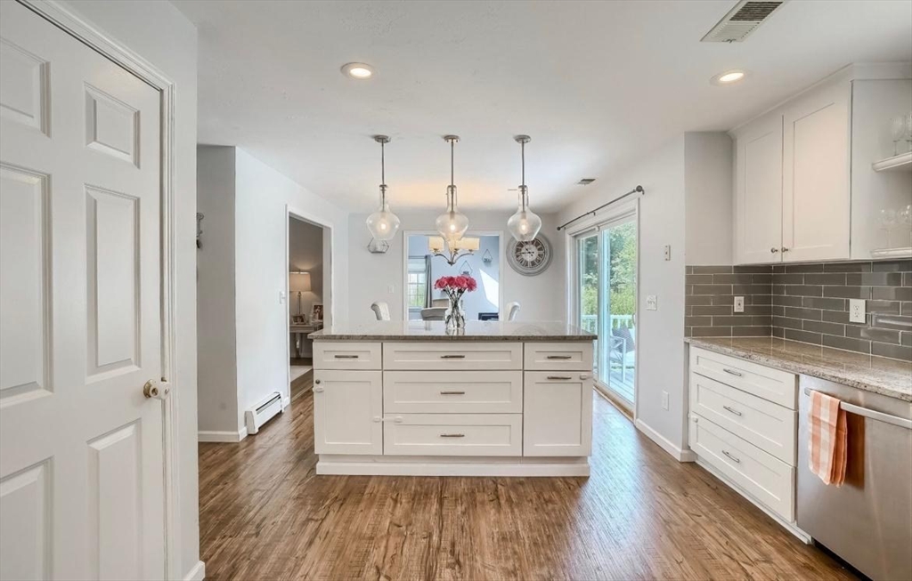 12 W Mountain Ln 12