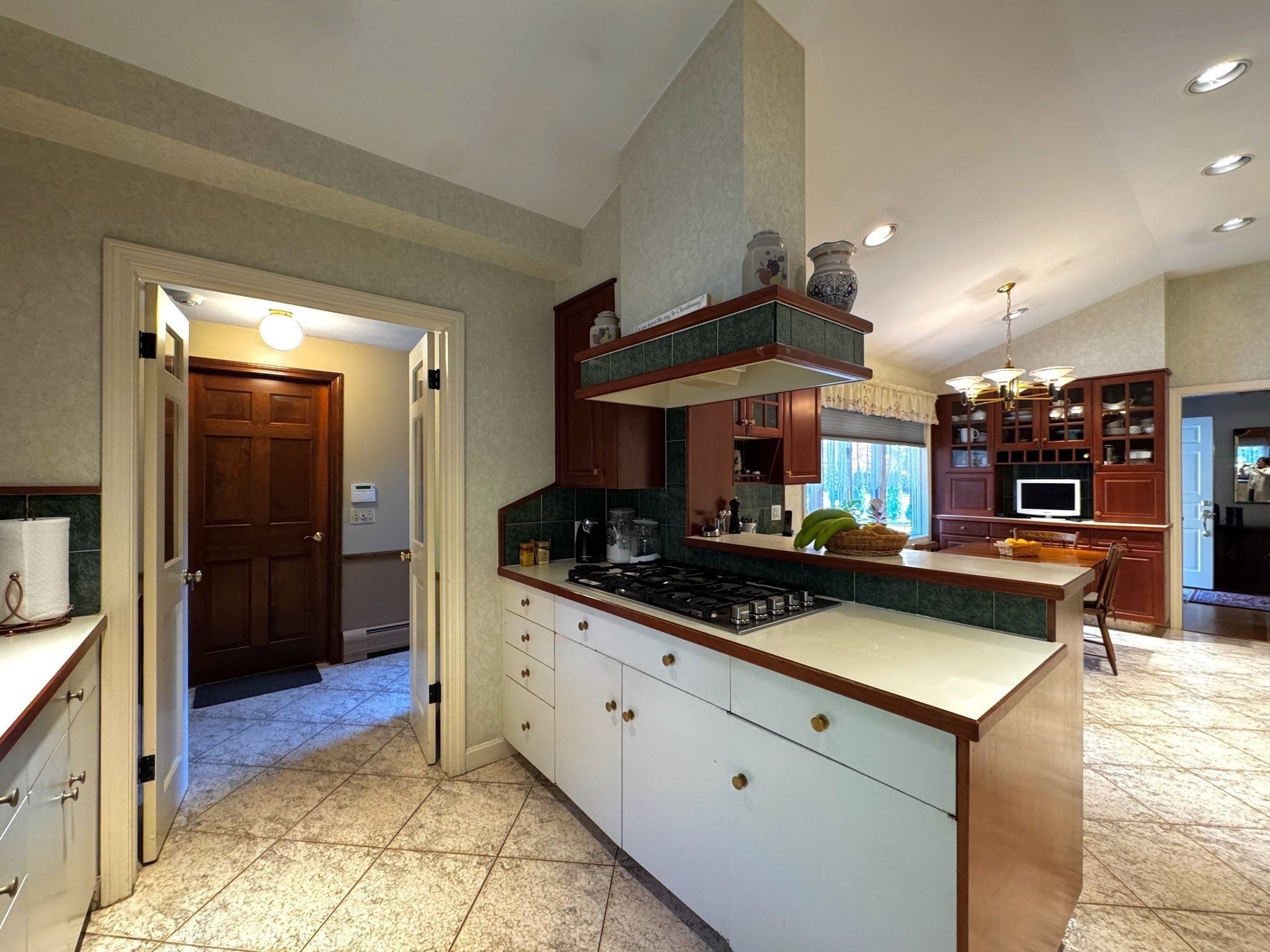 78 Russellville Rd, Southampton, MA Photo #6