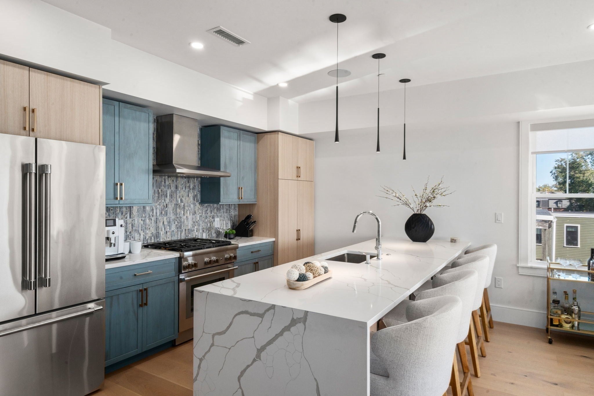 527 East 7th Street #PH7, Boston, MA, 527 East 7th Street #PH7, Boston, MA Photo #2
