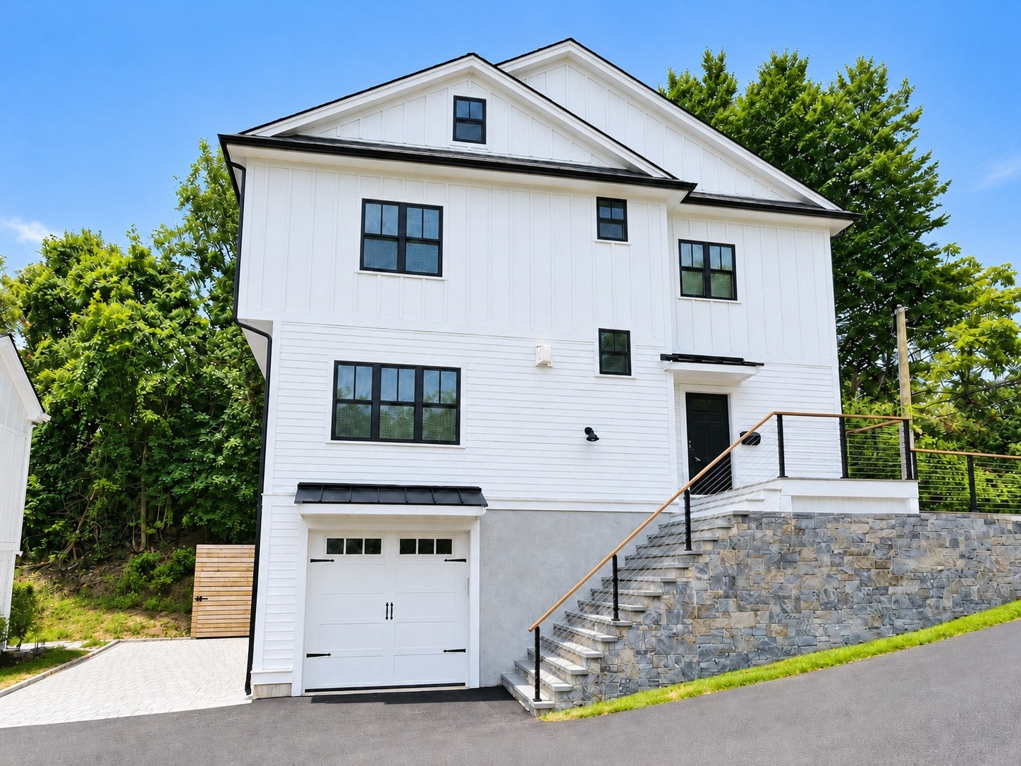 148 Pine St, Newton, MA Photo #28