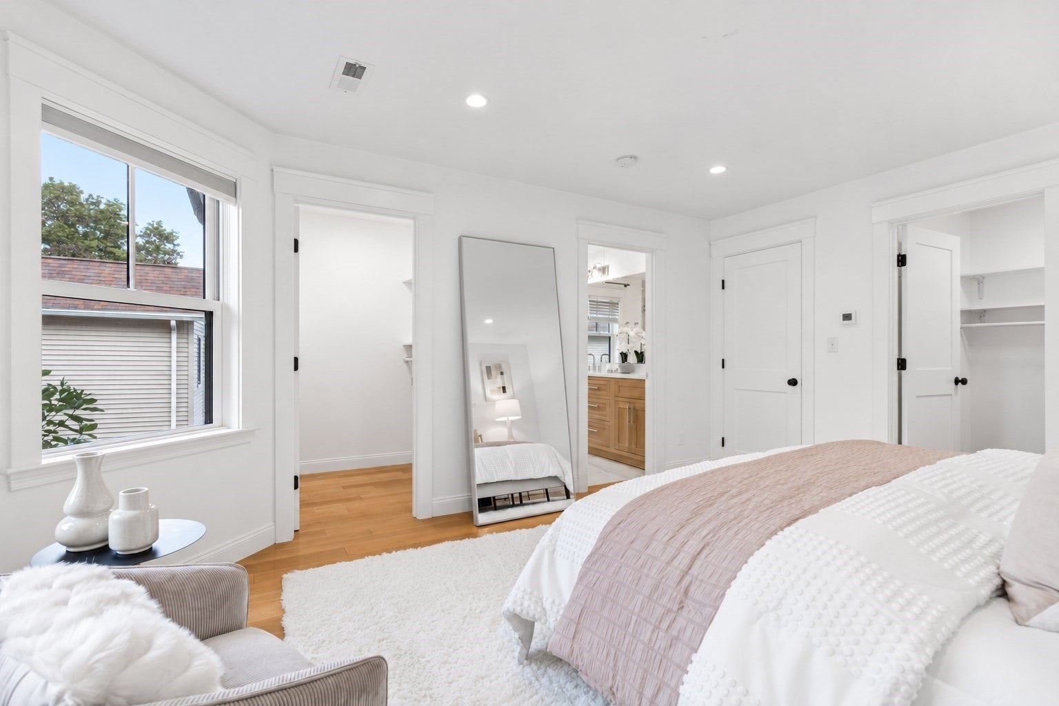 148 Pine St, Newton, MA Photo #14