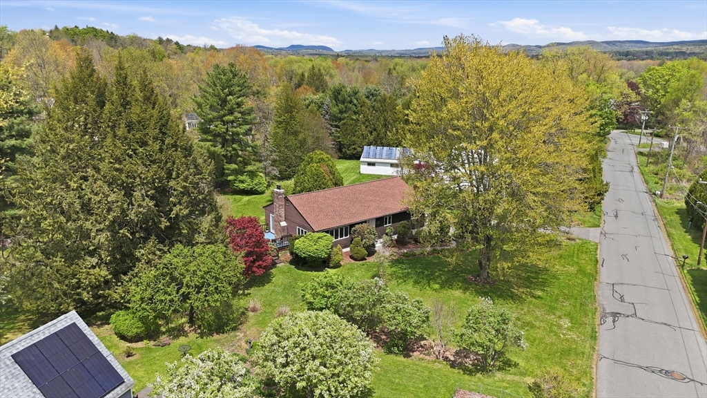 55 Mechanic Street, Amherst, MA Photo #36