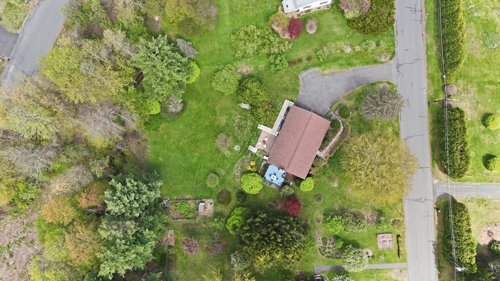 55 Mechanic Street, Amherst, MA Photo #39