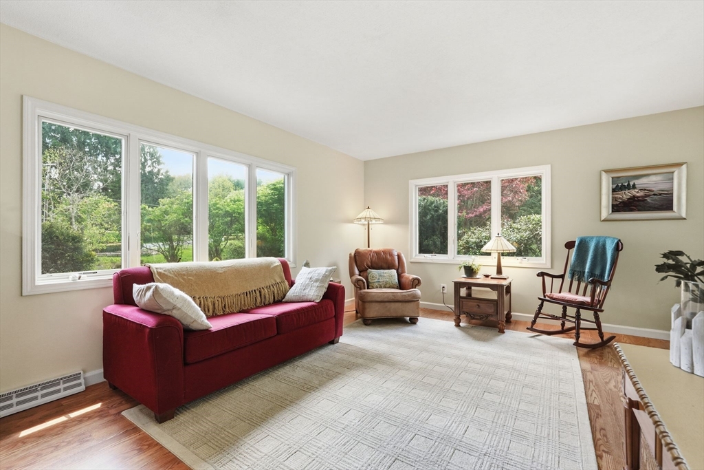 55 Mechanic Street, Amherst, MA Photo #10