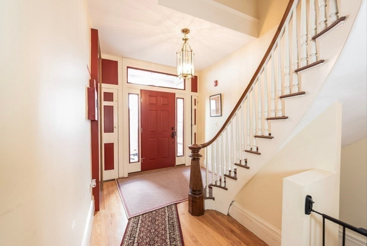 33 Winthrop Street #1, Boston, MA Photo #18