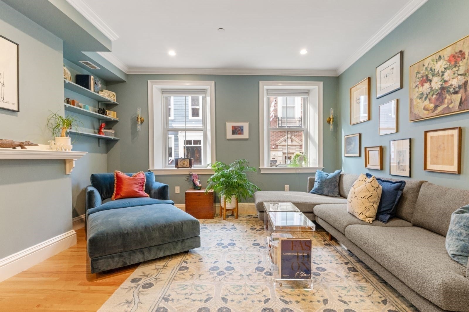 33 Winthrop Street #1, Boston, MA Photo #3