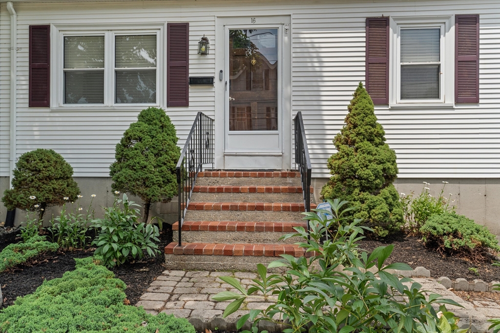 16 Florida Rd
