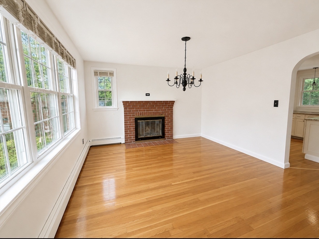 14 Appletree Rd