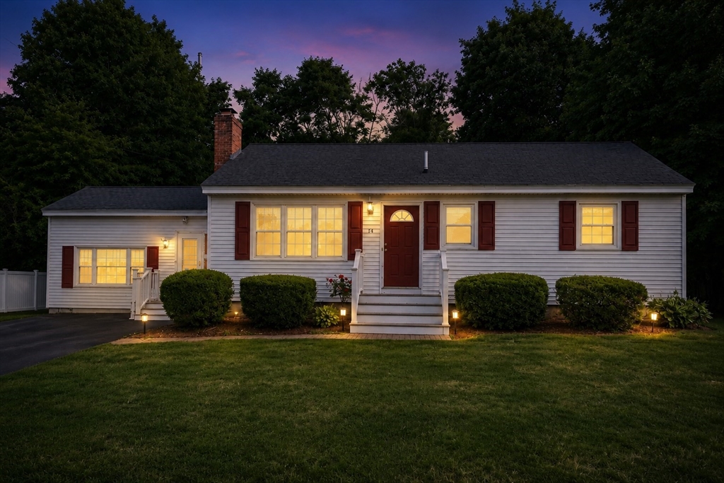 14 Appletree Rd