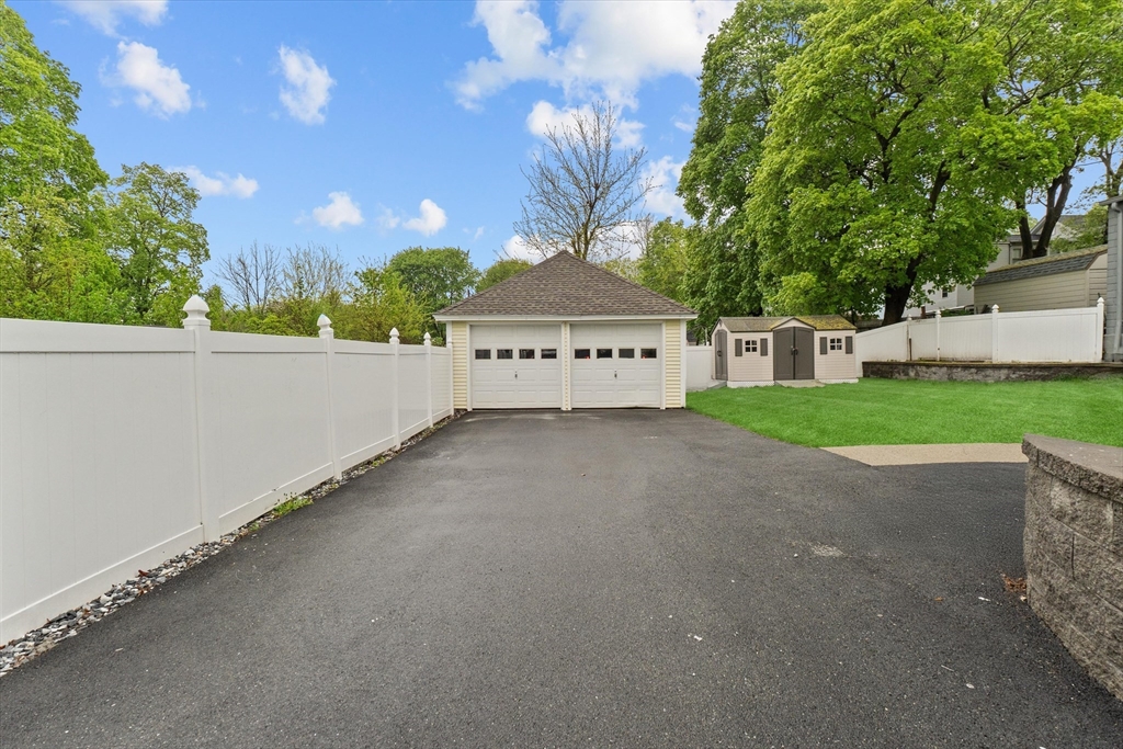 7 Garden St
