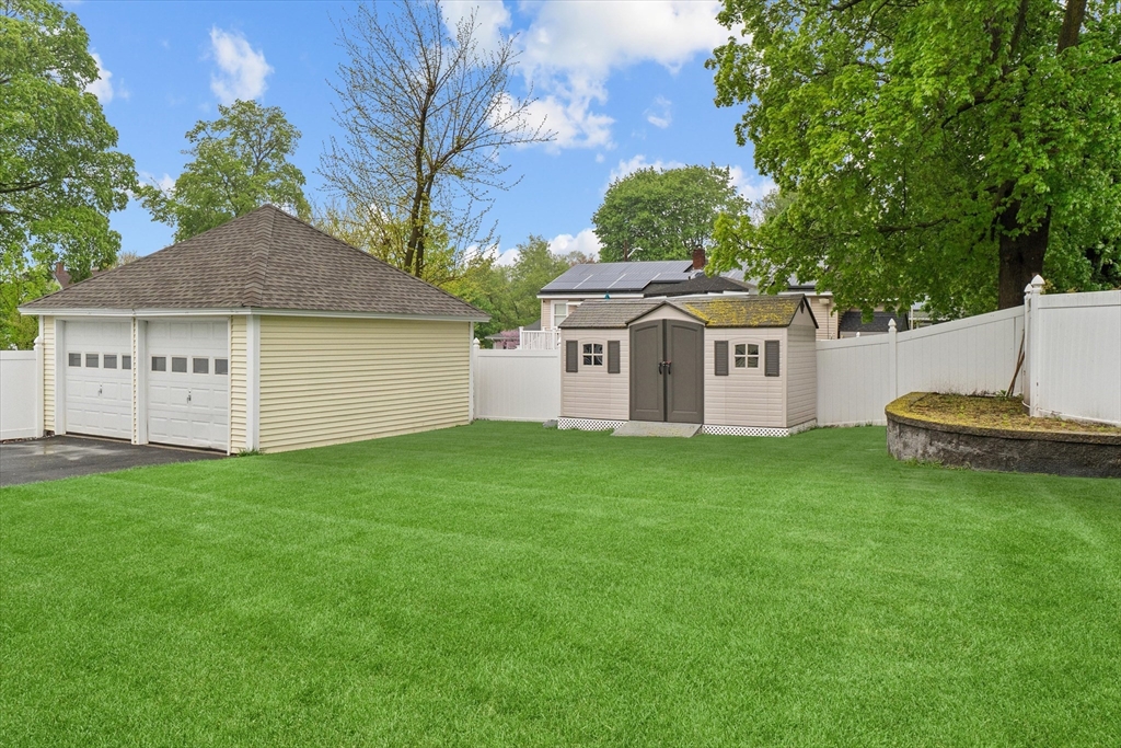 7 Garden St