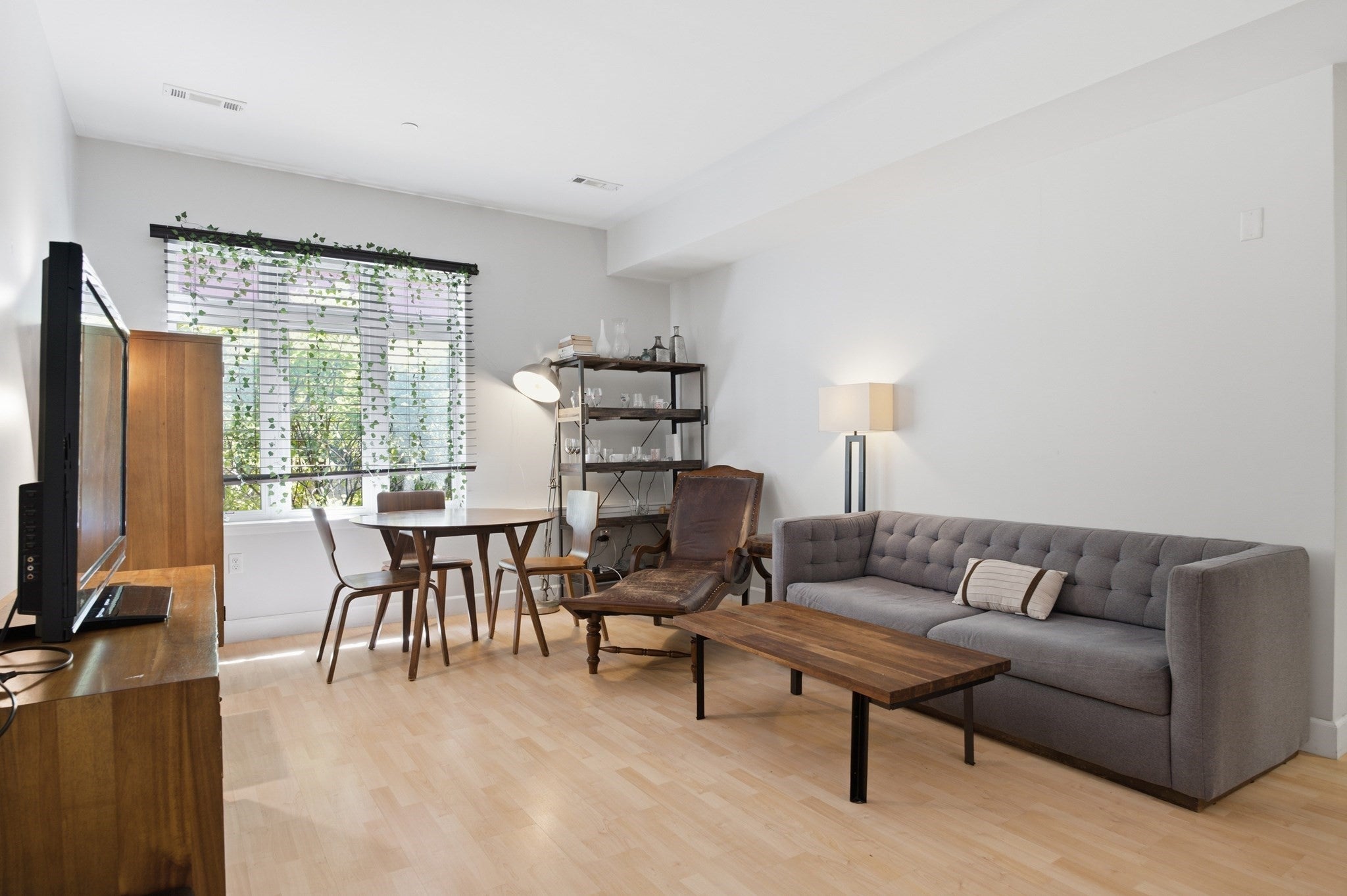 1501 Commonwealth Ave #106, Boston, MA Photo #1