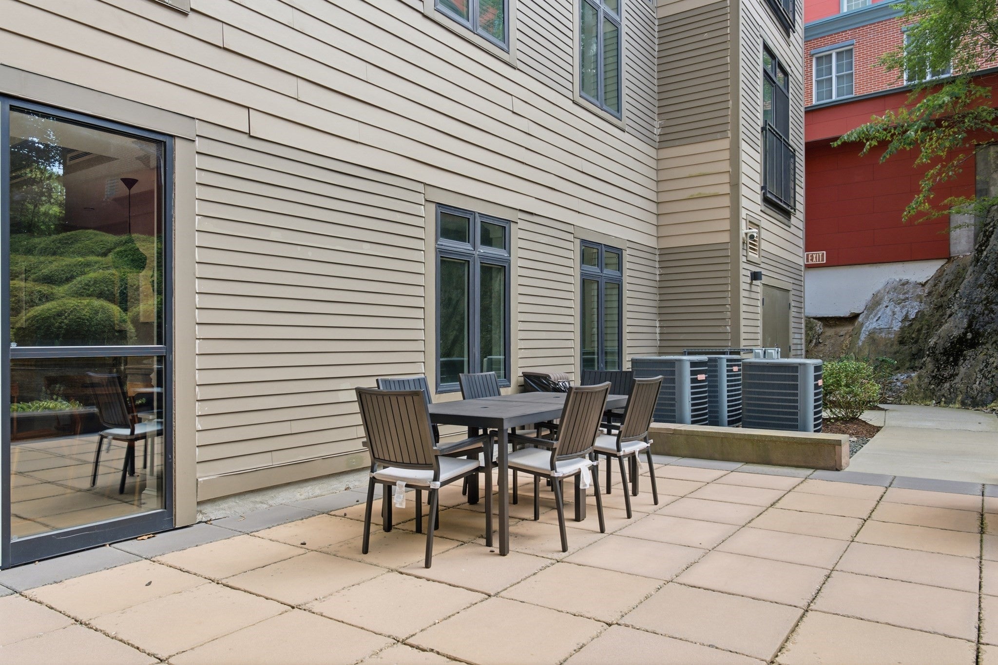 1501 Commonwealth Ave #106, Boston, MA Photo #18