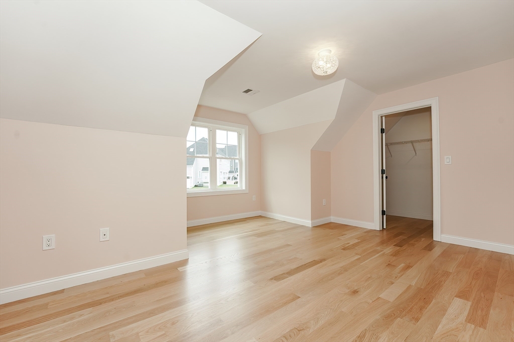 439 Landry Ave