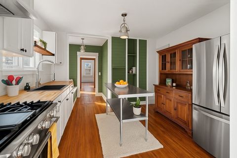 Photo of 23 Brayton Rd #23, Boston, MA 02135 (MLS # 73461011)