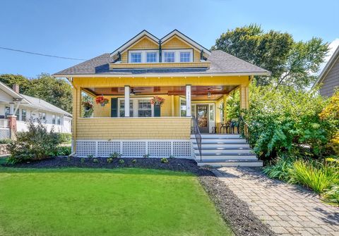 257 1st St Melrose MA 02176