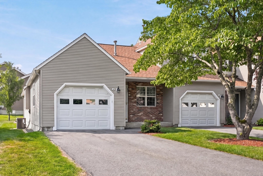 Photo of 2 Chapman Pl, Leominster, MA