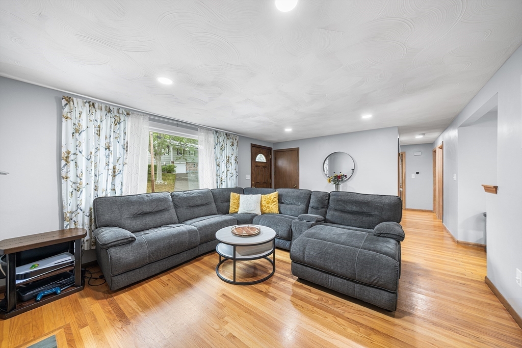 18 Appleby Rd