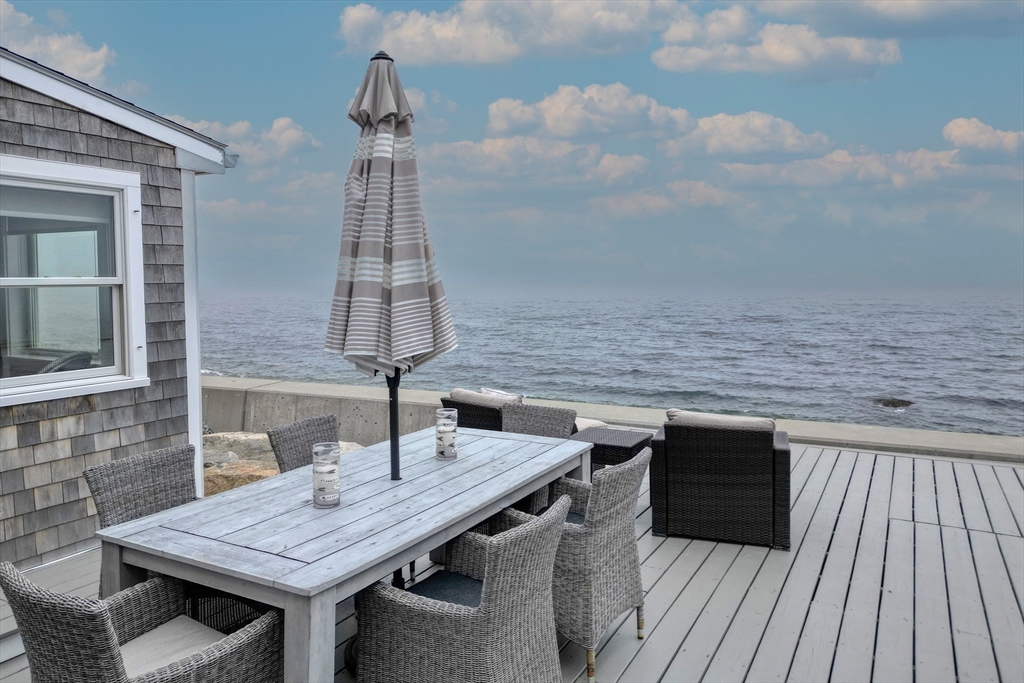 118 Oceanside Dr