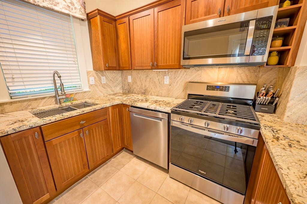 4 Acorn Ln #4, Westford, MA Photo #14