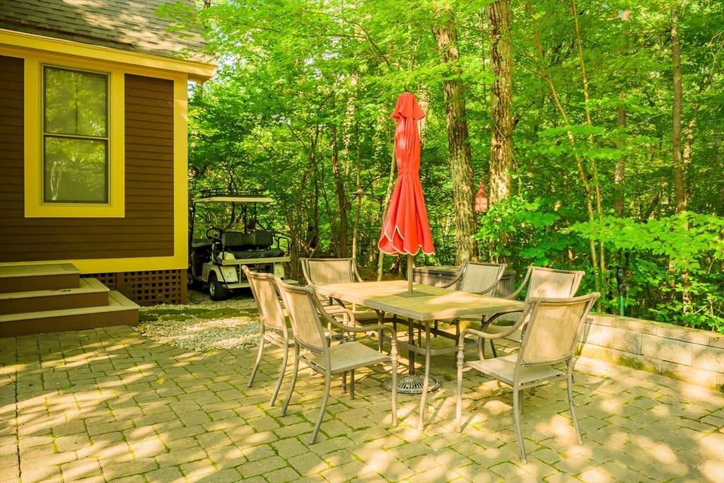 4 Acorn Ln 4