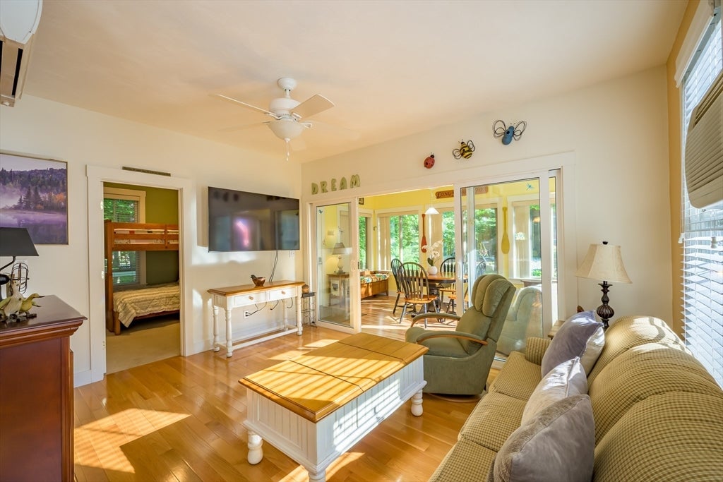 4 Acorn Ln #4, Westford, MA Photo #11