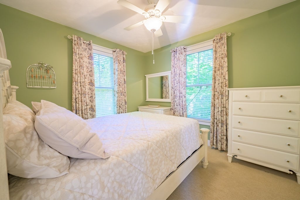 4 Acorn Ln #4, Westford, MA Photo #16