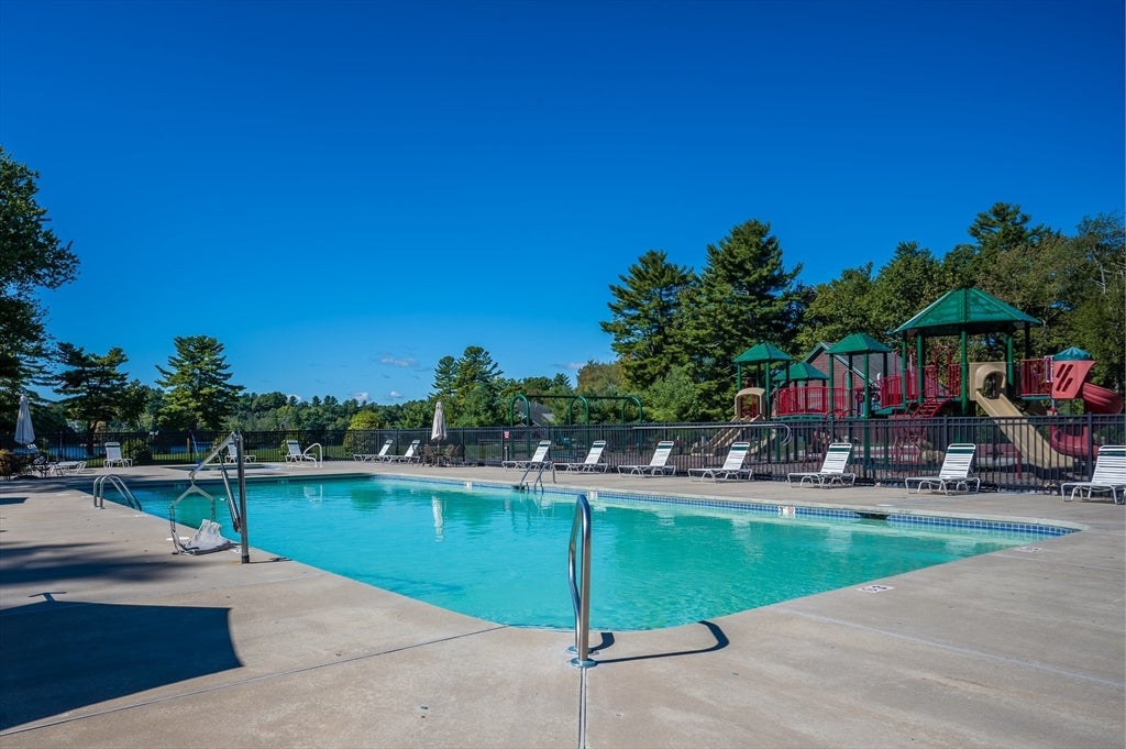 4 Acorn Ln #4, Westford, MA Photo #20