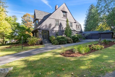 16 Court St North Andover MA 01845