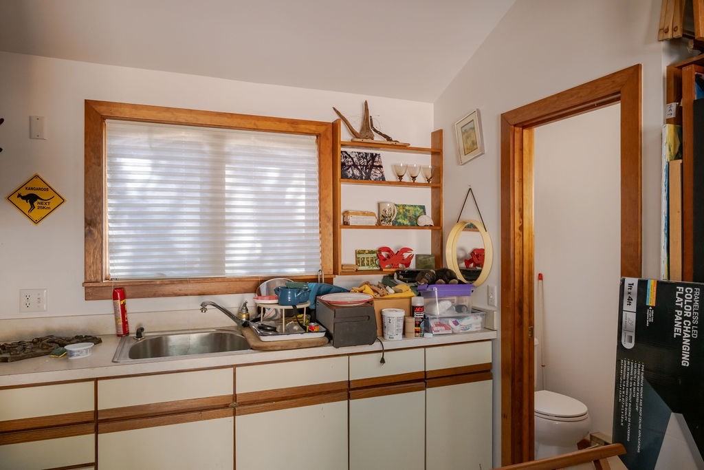 Wellfleet, Massachusetts 02667, United States, 3 Bedrooms Bedrooms, ,3 BathroomsBathrooms,Residential,Active,100577