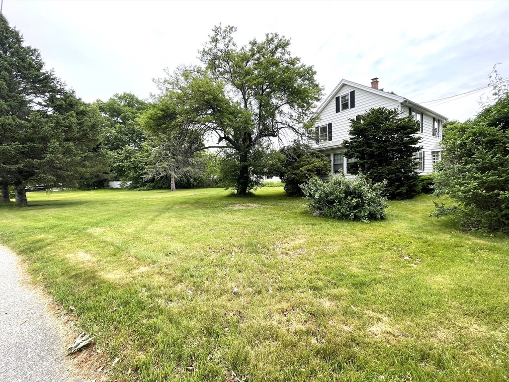 3 Lowell St
