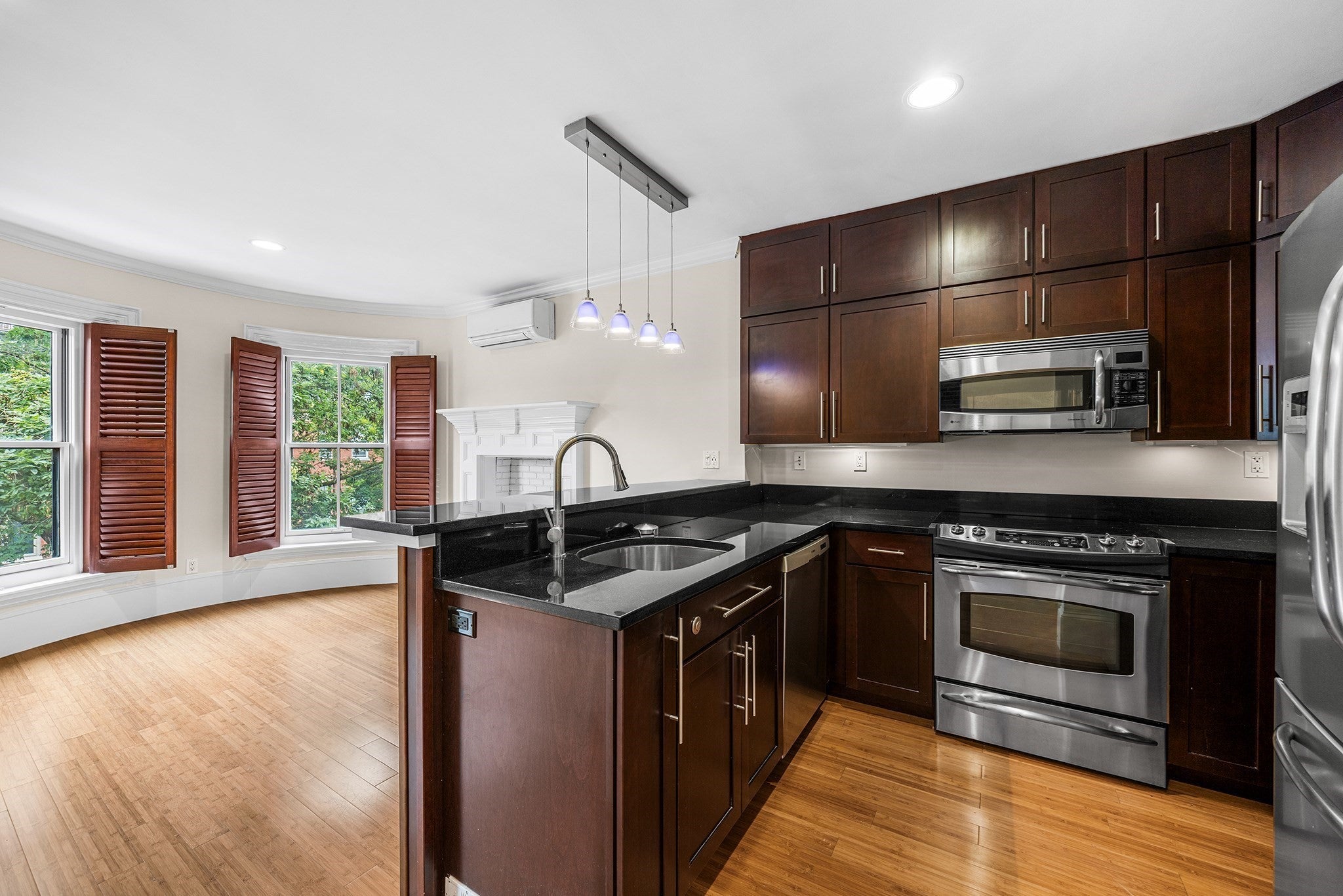 32 Rutland Sq 3, Boston MA 02118