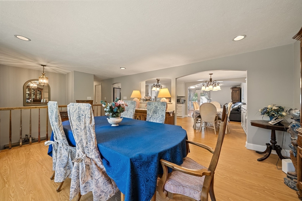 5 Chase Dr