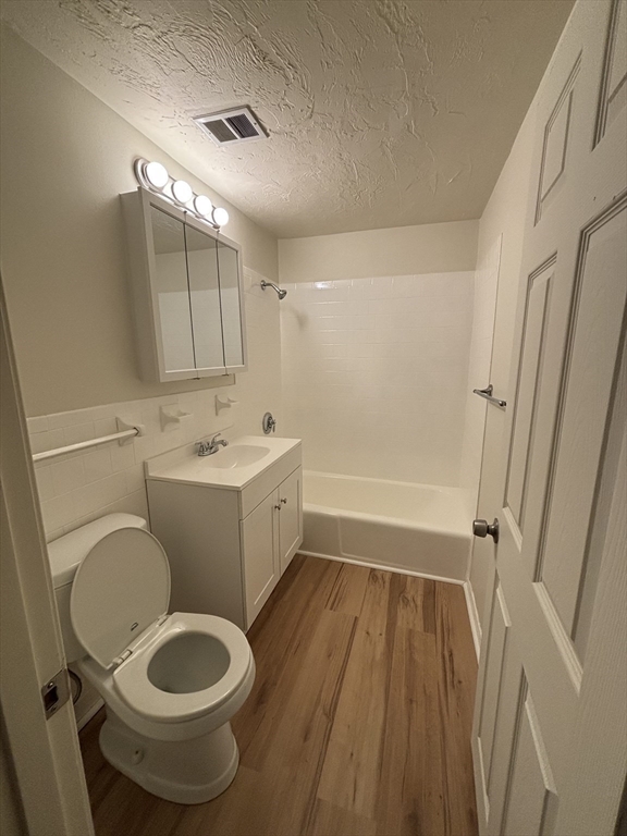 707 Bedford Street 10