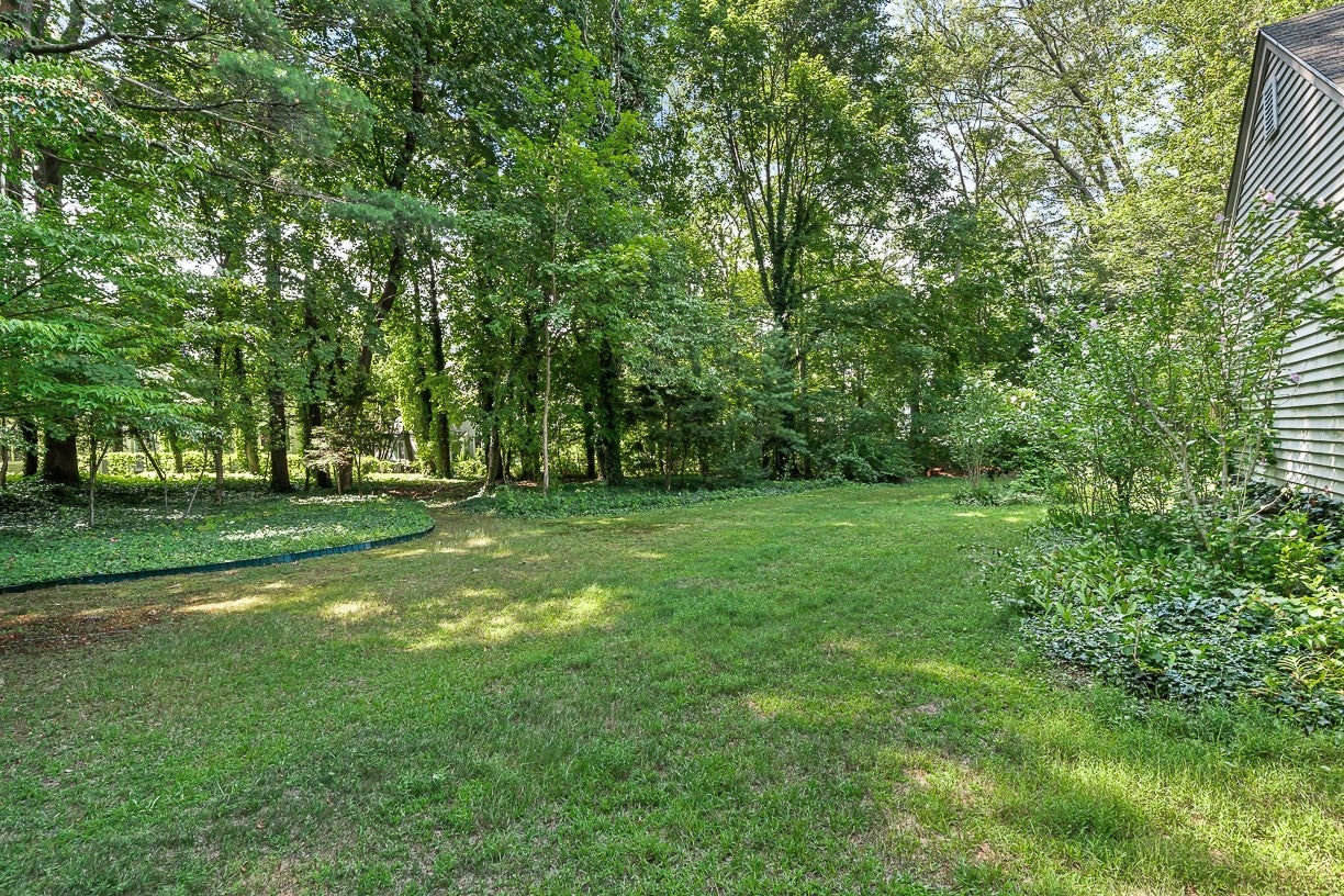 53 Elmwood Rd, Wellesley, MA, 53 Elmwood Rd, Wellesley, MA Photo #20
