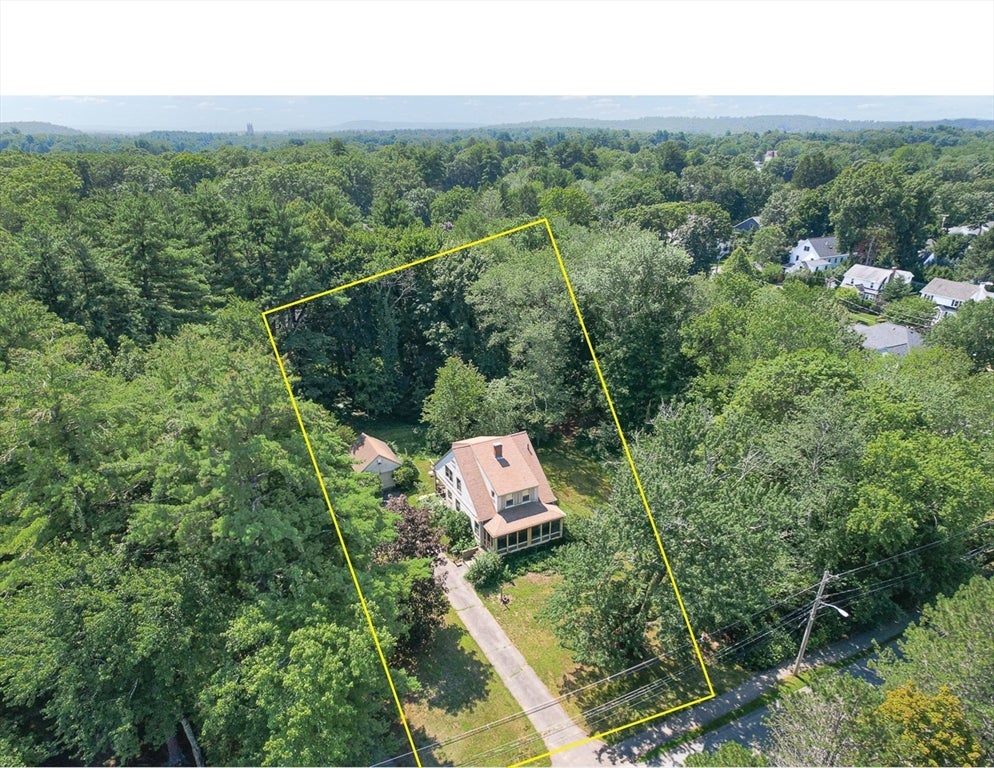 53 Elmwood Rd