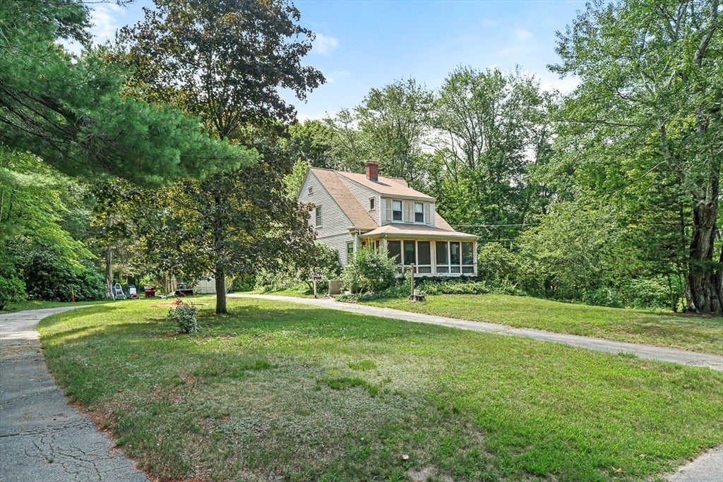 53 Elmwood Rd