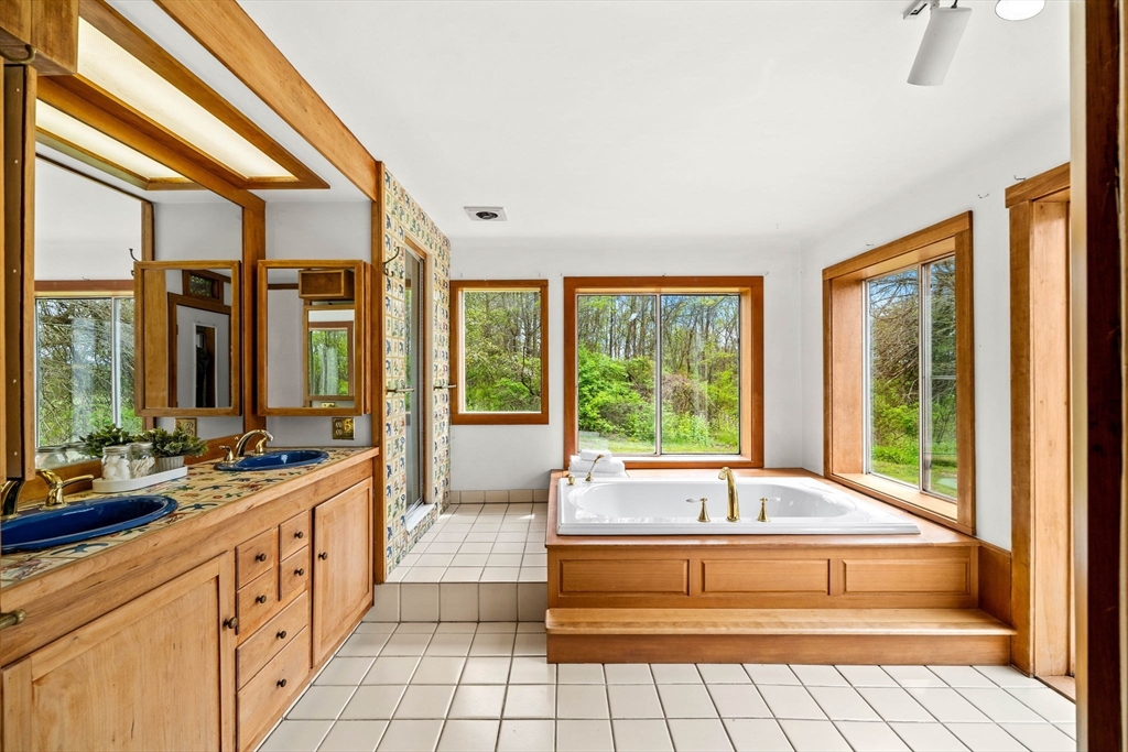 63 Long Hill Rd, Groton, MA Photo #26