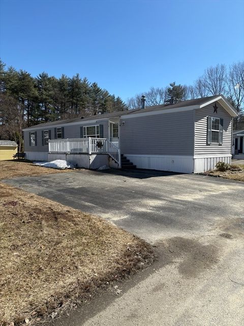 15 Wendy Way Merrimac MA 01860