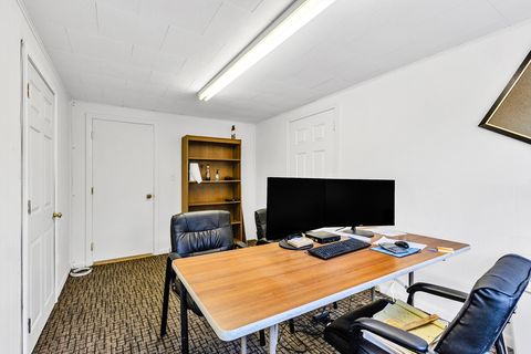 Photo of 344 Boston Post Road E Rd, Marlborough, MA 01752 (MLS # 73473218)