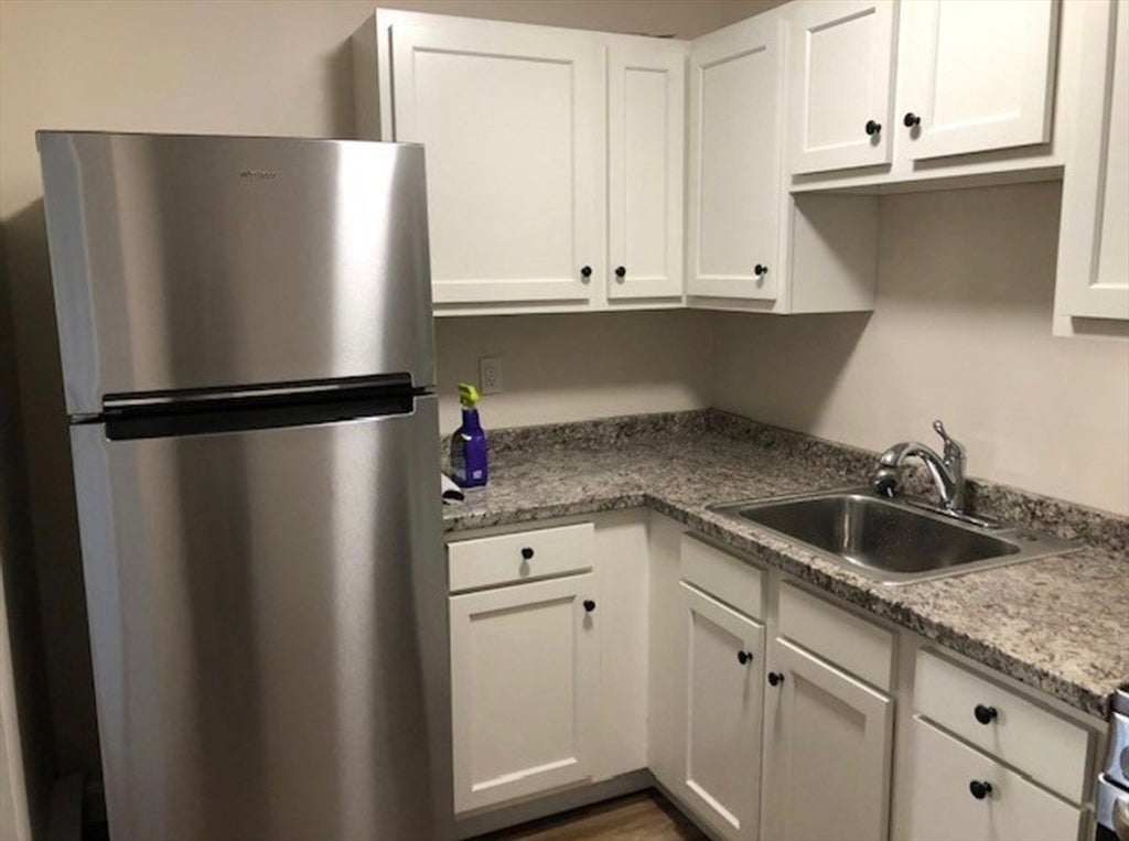 Photo of 8 Flume Rd, Gloucester, MA