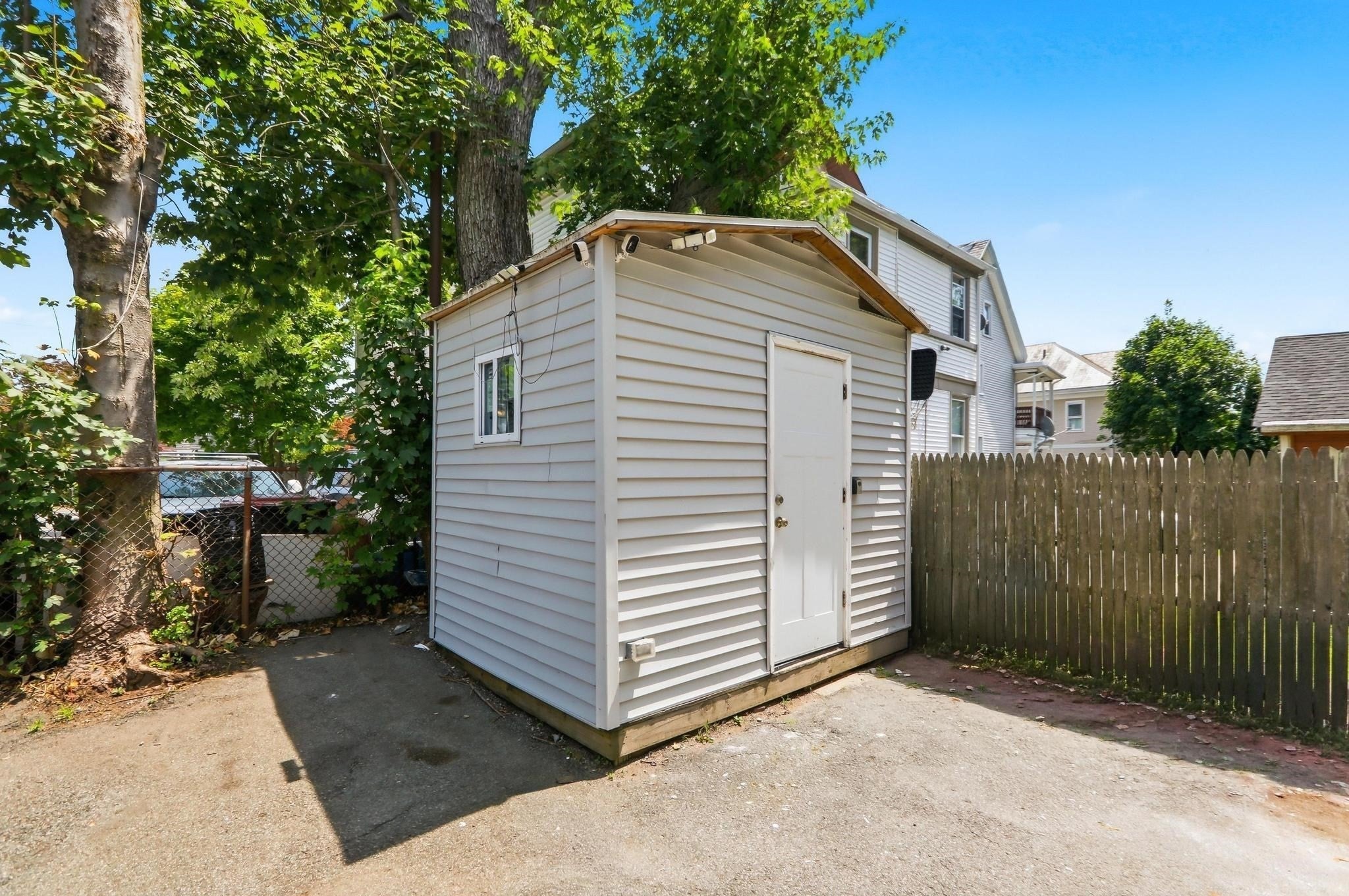 132 Huntington St, Brockton, MA Photo #37