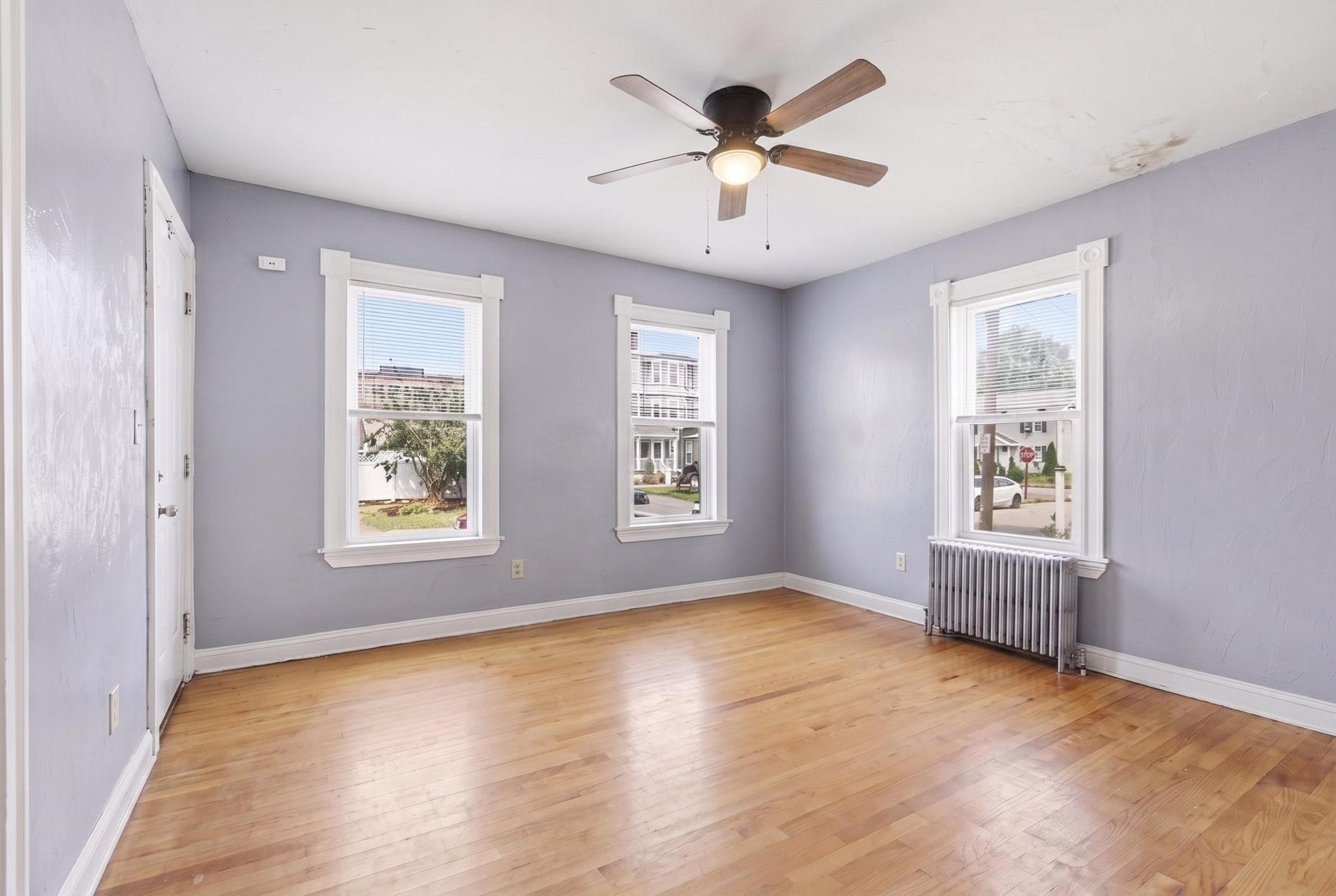 132 Huntington St