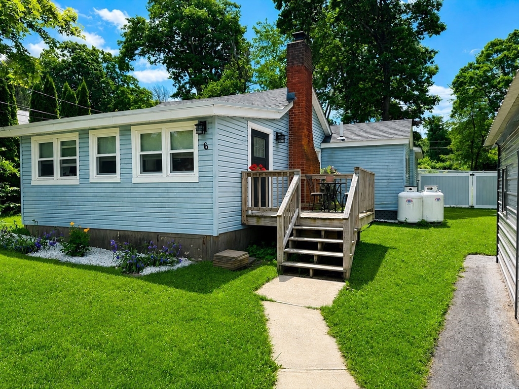 6 Lake Shore Dr