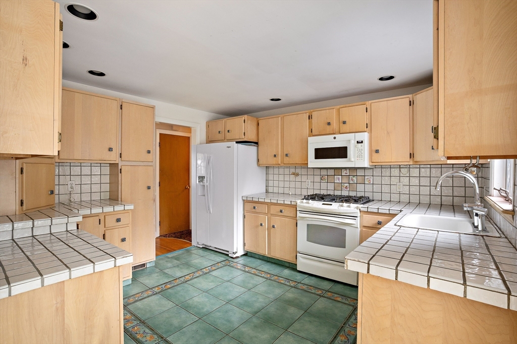 29 Patricia Rd