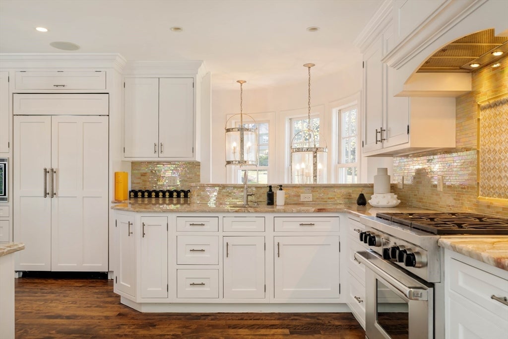 10 Rangeley Road, Winchester, MA Photo #13