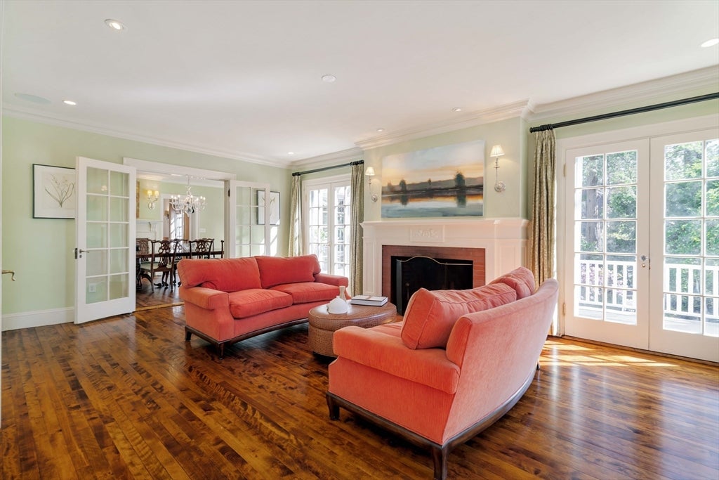 10 Rangeley Road, Winchester, MA Photo #7