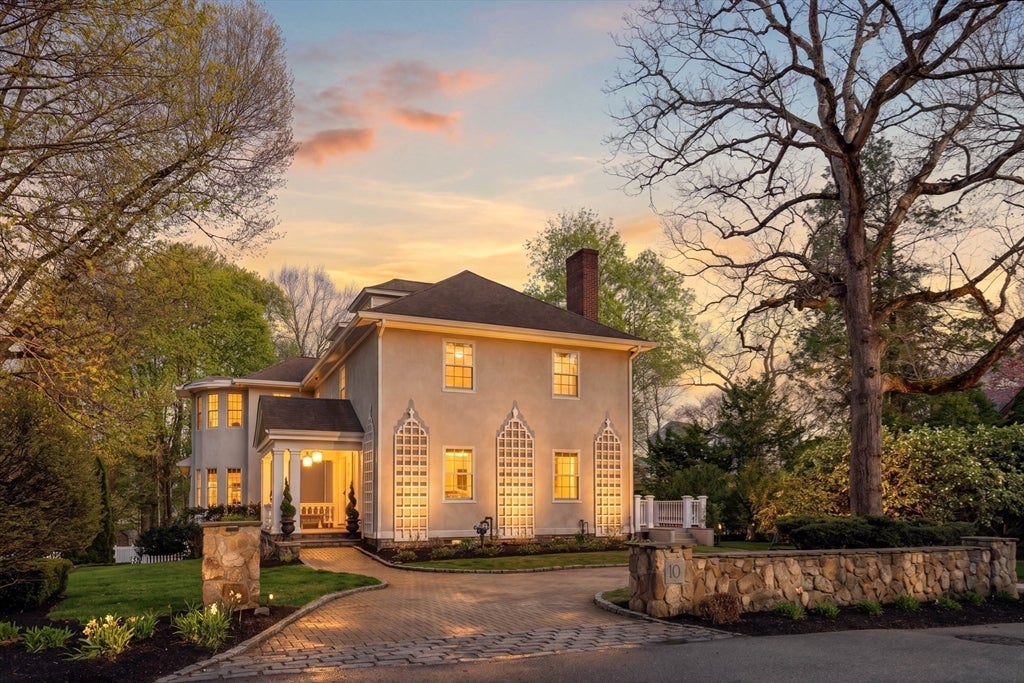 10 Rangeley Road