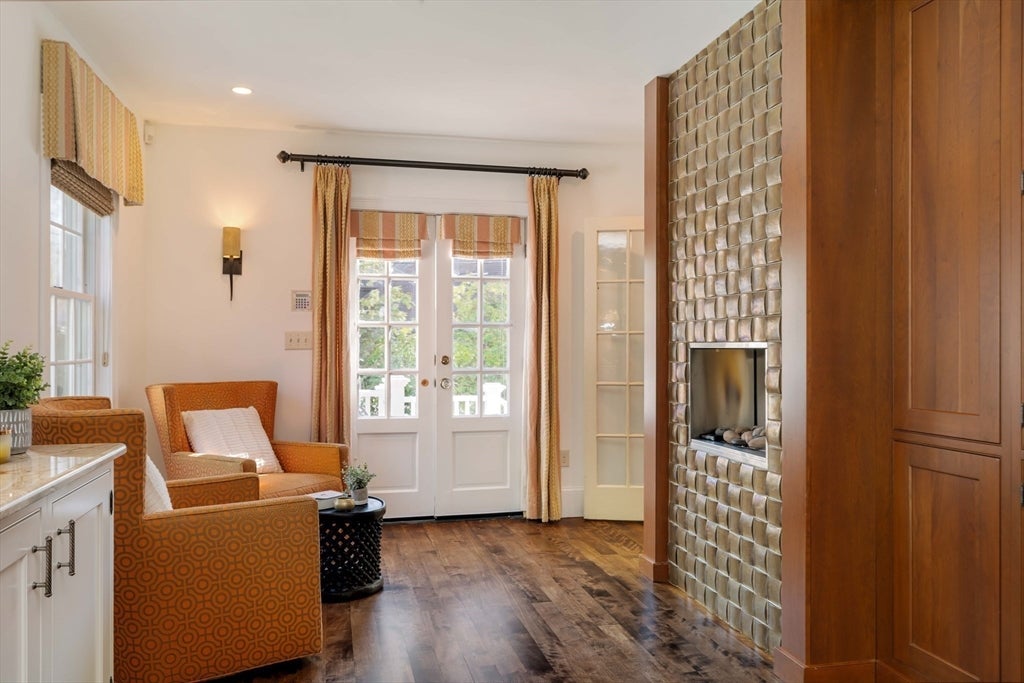 10 Rangeley Road, Winchester, MA Photo #11